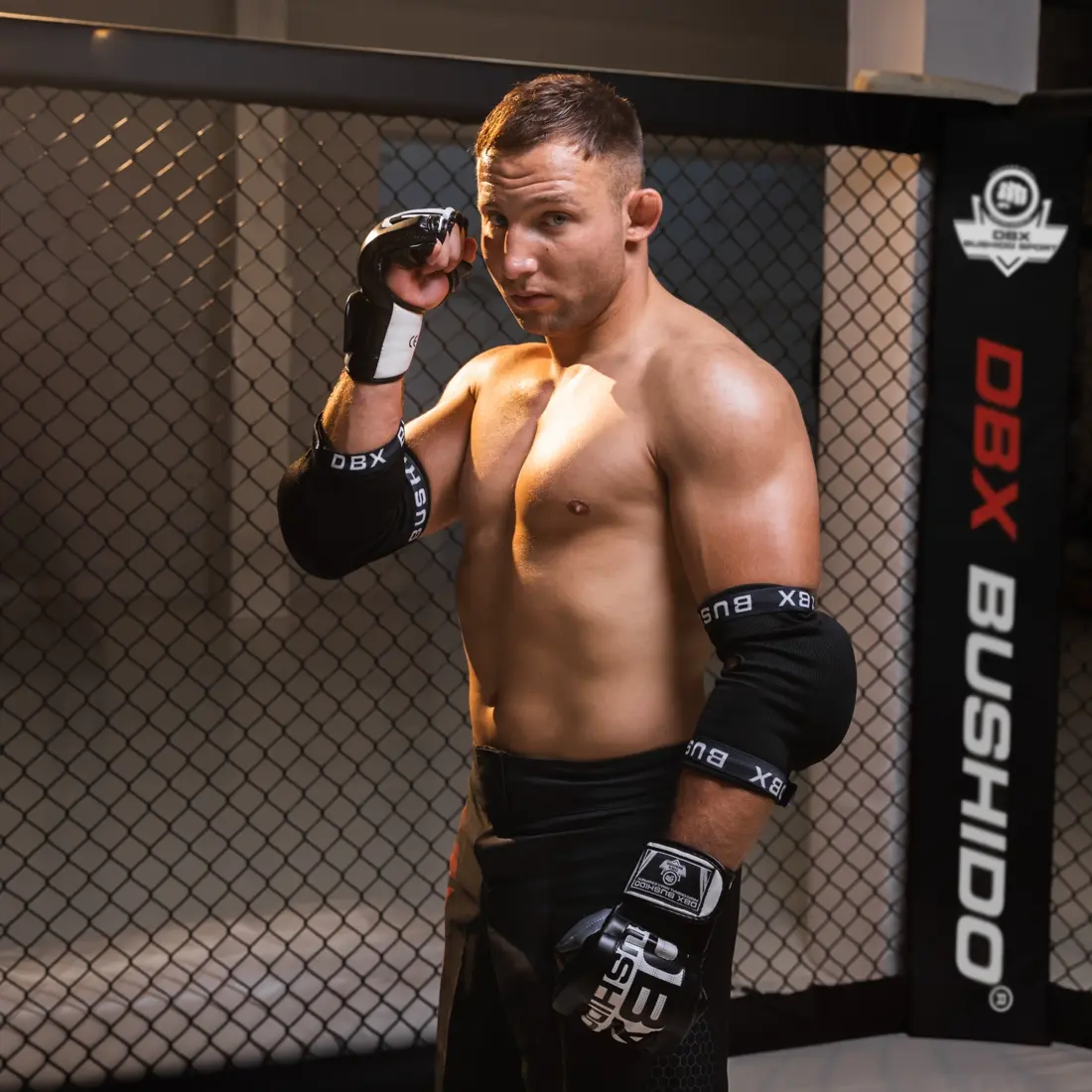 ochraniacze na łokcie mma 