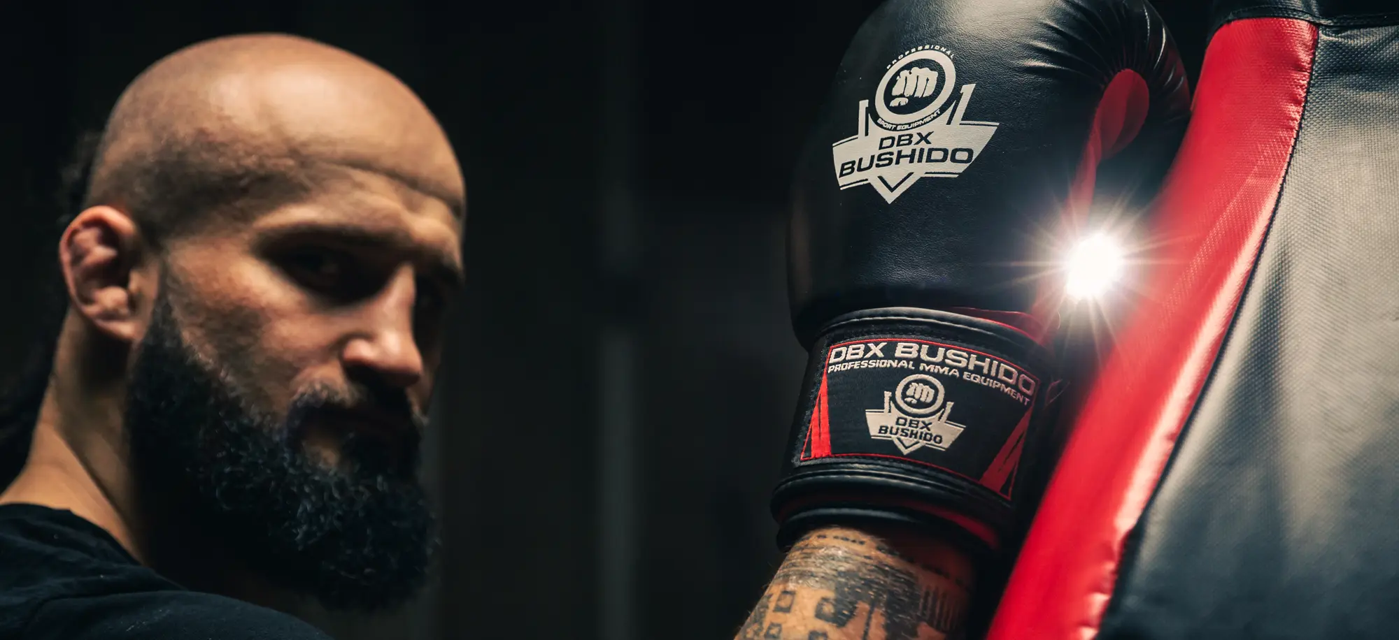 Wie pflegen Sie Ihre Boxhandschuhe, um ihre Lebensdauer zu verlängern und einen hygienischen Gebrauch zu gewährleisten?