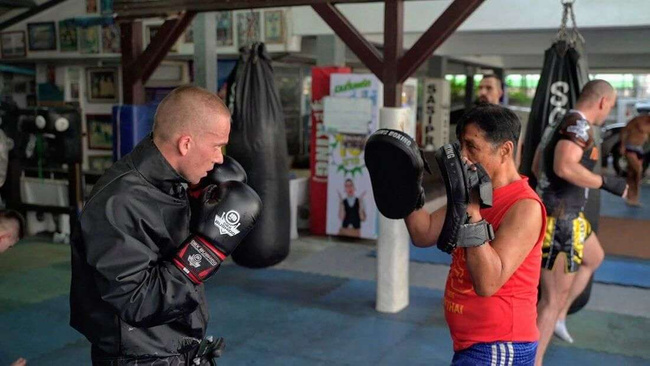 Boxhandschuhe 12oz - Klassisch Rot - Origin Serie