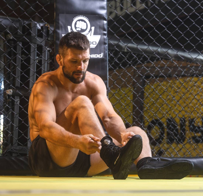 MMA BOKS ZAPASY Trainingsschuhe ARS-2051B - Größe 42