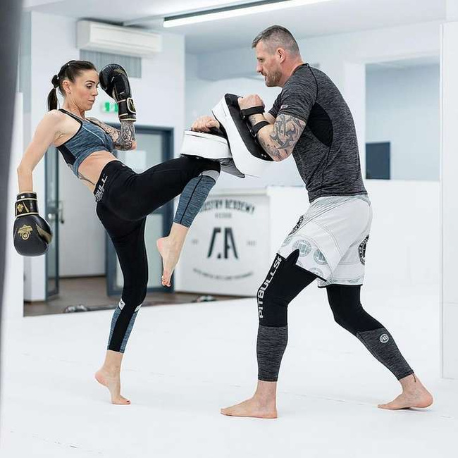 T42 | Thailändisches Trainingsschild TPAO