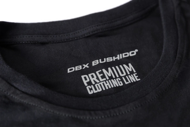 Hochwertiges Baumwoll-T-Shirt mit kleinem grauen DBX Bushido-Logo