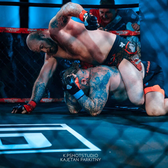 MMA Handschuhe XXS - Phantom Rot - Valor Serie