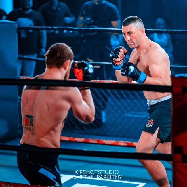 MMA Handschuhe XXS - Phantom Rot - Valor Serie