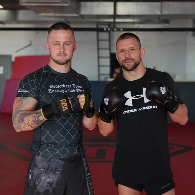 MMA Sparringshandschuhe M - Warrior Black - Legacy Series