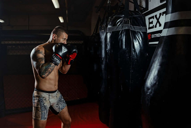 Boxhandschuhe 6oz - Taver Rot - Origin Serie