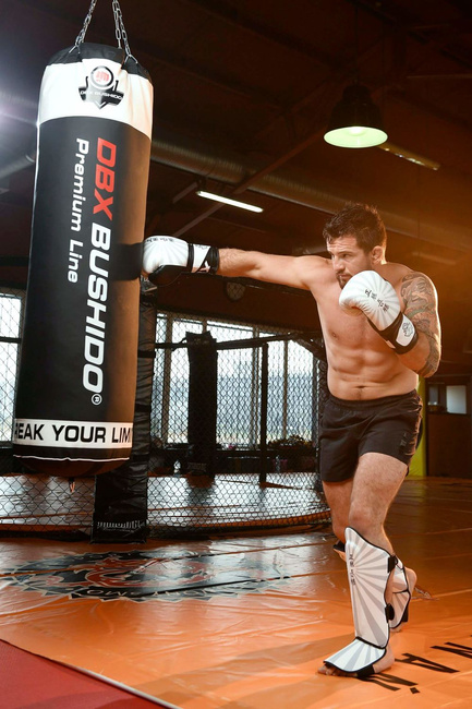 MMA-Ausrüstung Kollektion "Japan" - Rabatt 7%