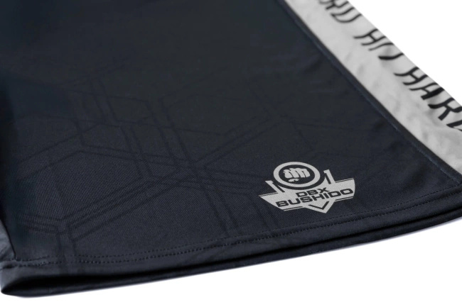 Trainings Box Shorts SILBER