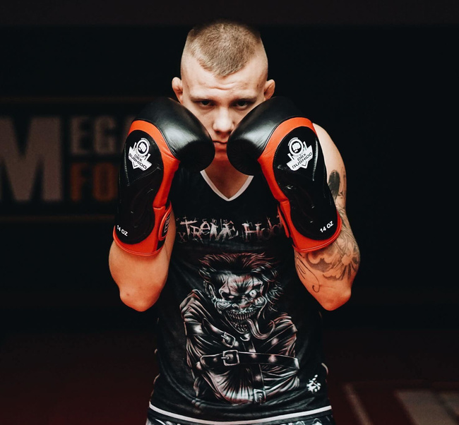 Boxhandschuhe 14oz - Blaze Red - Legacy Serie