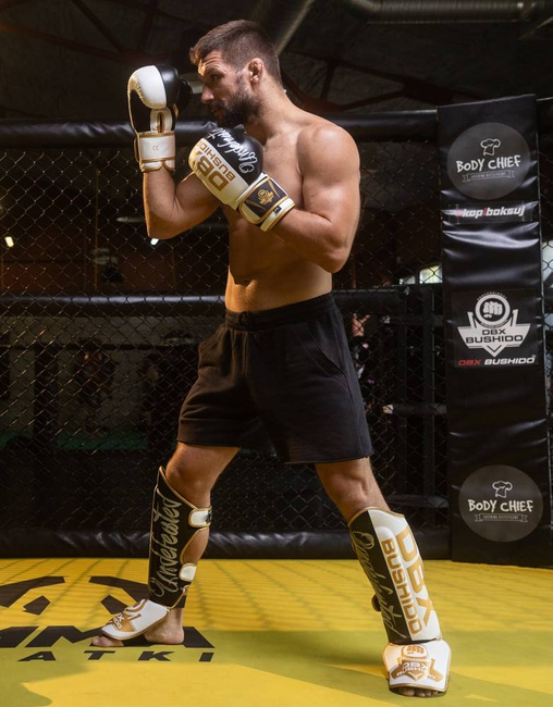 Schienbeinschützer L - Unbesiegt