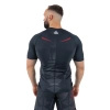 Das "Snake" Kompressions-T-Shirt Rashguard ist aus DBX MORE DRY L Material hergestellt