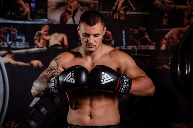 Boxhandschuhe 6oz - Taver Rot - Origin Serie