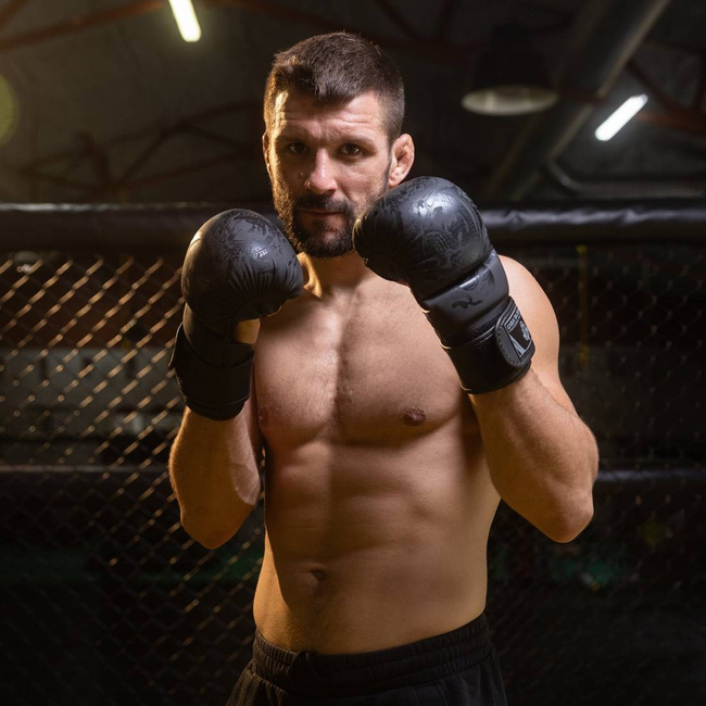 MMA Sparringshandschuhe M - Black Dragon - Valor Series