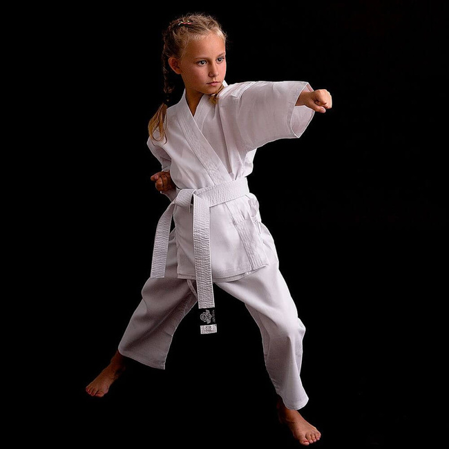 Karate-Kimono für Kinder + Karate-Gürtel Gratis - DBX BUSHIDO ARK-3102 120 cm