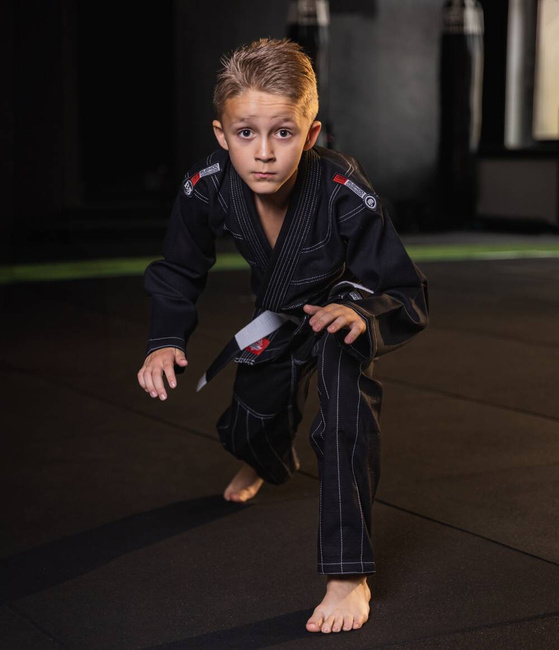 Kimono / GI für BJJ für Kinder Schwarz + Gürtel FREE - X-SERIES M0