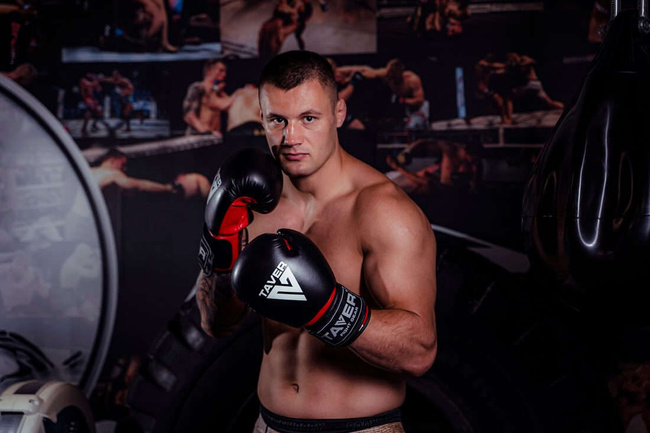 Boxhandschuhe 6oz - Taver Rot - Origin Serie